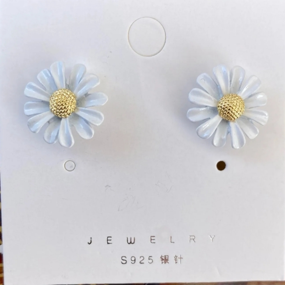 Daisy Earrings